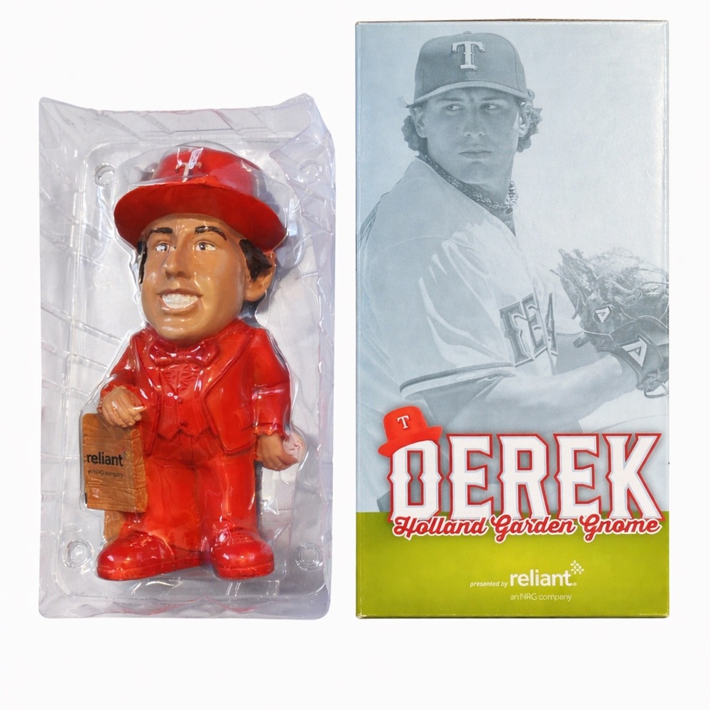 Red Garden Gnome